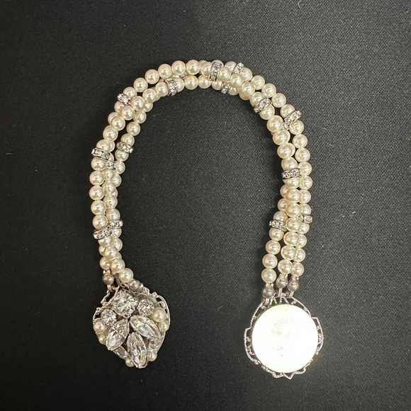 Pearl Bracelet - Picture 2 of 4
